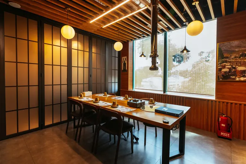 Phòng riêng ngồi bệt với cửa trượt tại Hwa Pung Jeong