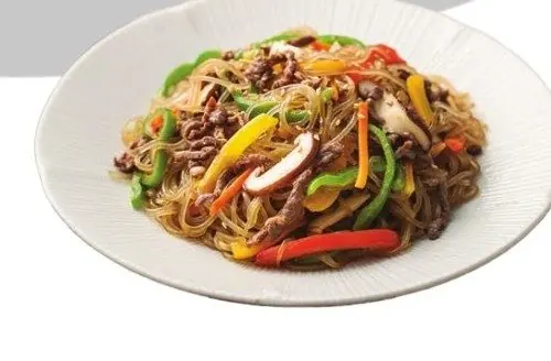 Hwa Pung Jeong – Miến trộn hải sản/thịt bò