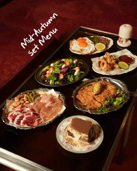 호치민 A GOOD BAR Food