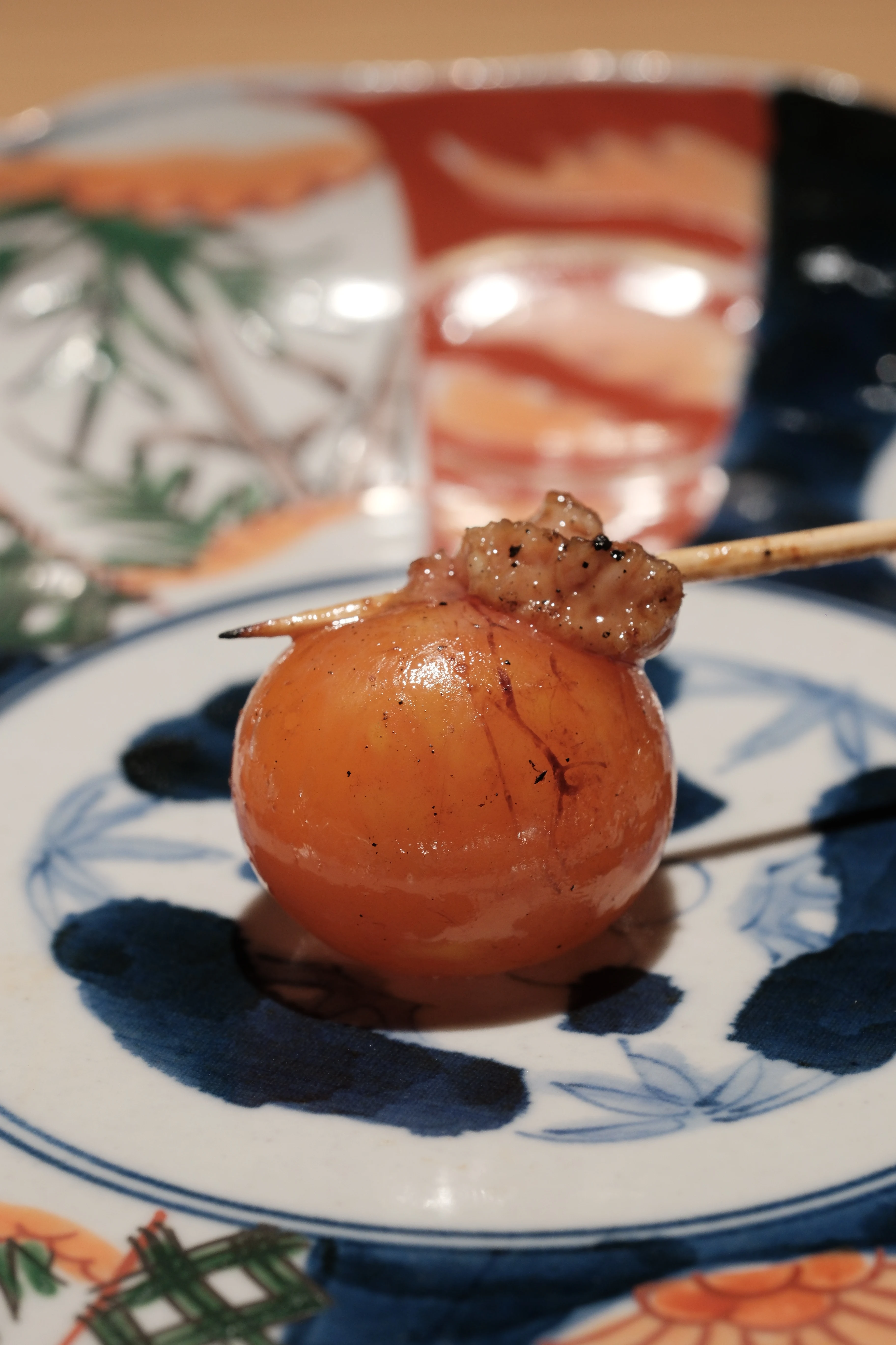 Một món xiên trong omakase yakitori tại Torinoa
